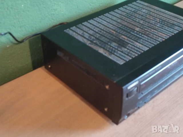 Качествен стерео ресивър Kenwood. Транзисторен усилвател с вграден радио тунер., снимка 6 - Ресийвъри, усилватели, смесителни пултове - 52735365