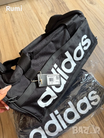 Чисто нов малък оригинален Сак Adidas Essentials Linear Duffel S !, снимка 2 - Сакове - 51253684