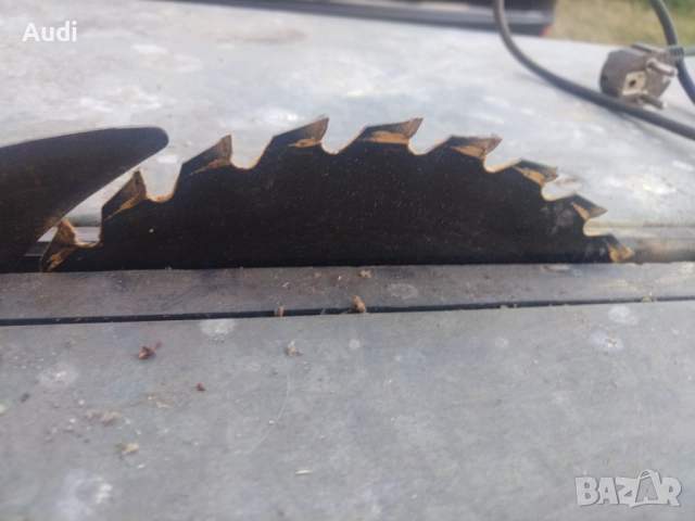 Голям немски стационарен циркуляр с режещ диск Ф 270мм  Electra Beckum  Монофазен 220V, снимка 8 - Циркуляри - 45709057