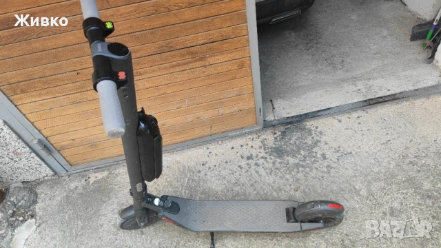 Продавам тротинетка Ninebot ES4 с две батерии