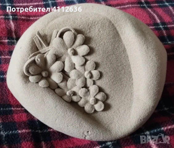 Дамска винтидж филцова шапка (със забележки), снимка 2 - Шапки - 50672773