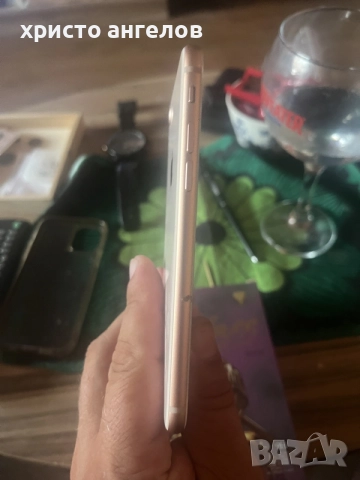 Телефон Айфон 8, снимка 6 - Apple iPhone - 56046916