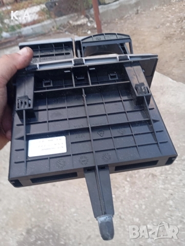 Поставка за чаши (cup holder) Alfa Romeo 147, снимка 5 - Части - 51888878