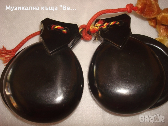 Кастанети дървени /испански/ с украса, снимка 2 - Ударни инструменти - 51810419