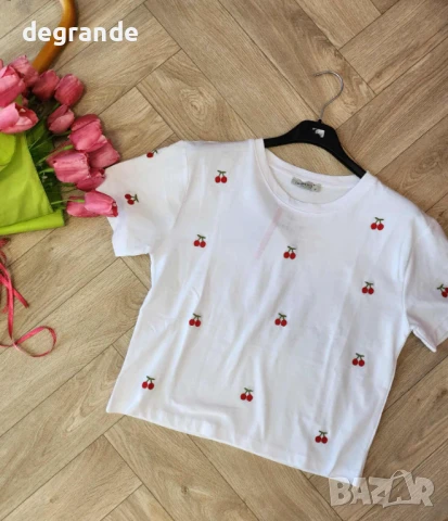 Памучна тениска с черешки