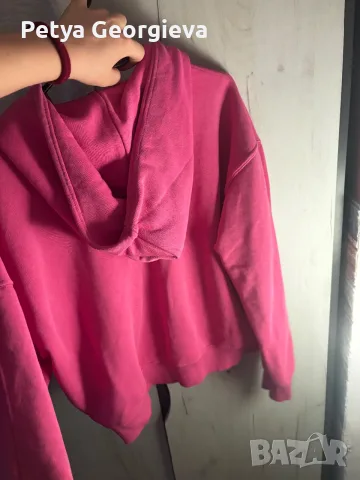 Розово худи Guess S размер , снимка 3 - Суичъри - 56012712