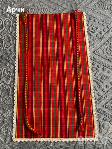 Родопска престилка от автентичен плат, снимка 6 - Антикварни и старинни предмети - 53692759