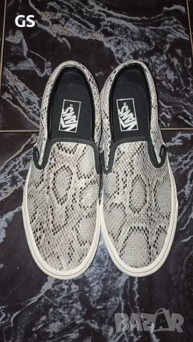 Продавам унисекс кецове Vans Snake Marshmallow номер 40-41