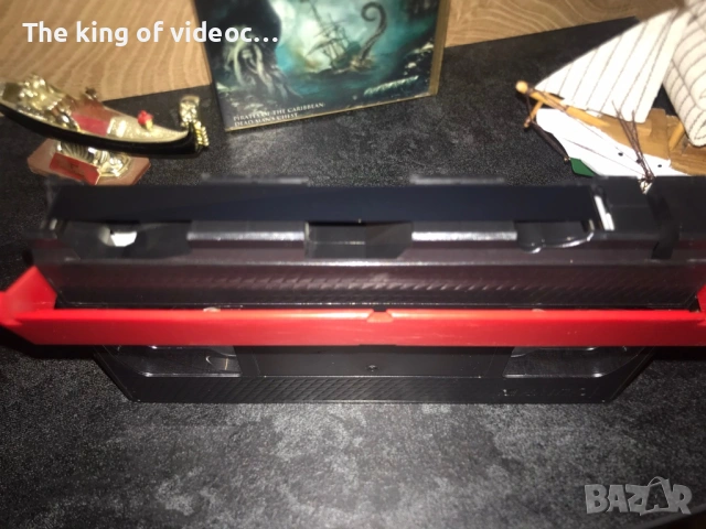 Видеокасета “Карибски Пирати 2 - Сандъкът на мъртвеца VHS 2006 г., снимка 9 - Други жанрове - 53599146