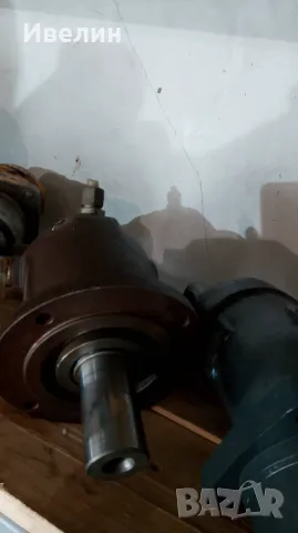 Бутални Хидро мотори 23-28-32 литрови, снимка 2 - Индустриална техника - 48550853