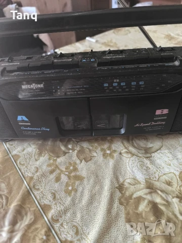 Касетофон Megatone ( Без забележки), снимка 2 - Радиокасетофони, транзистори - 50817408