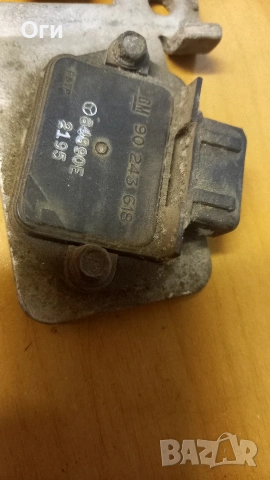 Комутатор за Опел Корса В и Вектра А 90 243 618, снимка 2 - Части - 53383484