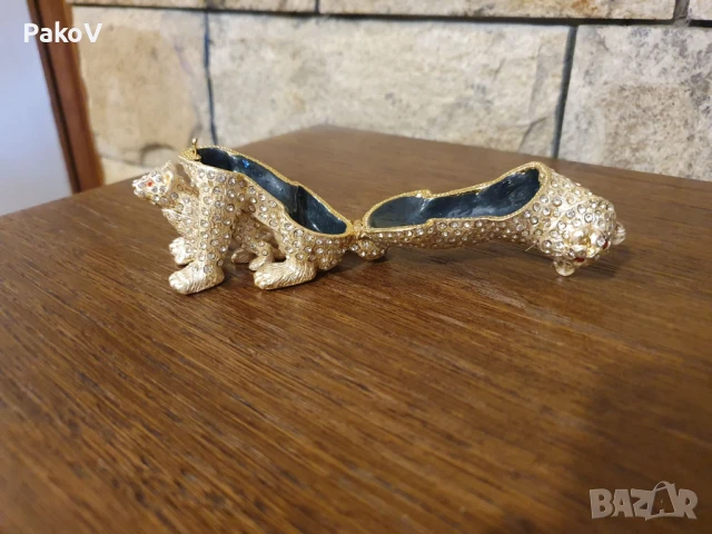 Бижутерка"Леопард с малко", снимка 2 - Други - 51130714