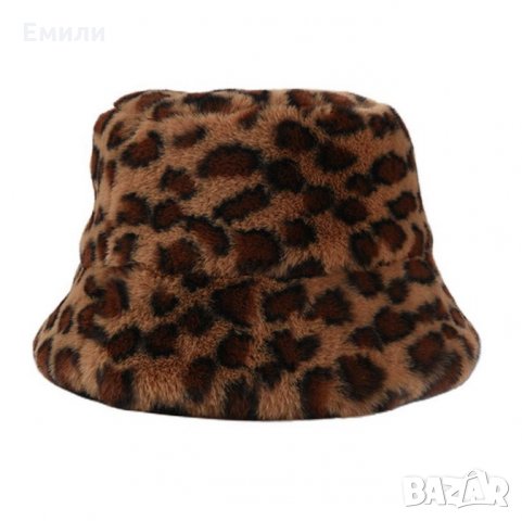Плюшена шапка идиотка с леопардов принт, снимка 1 - Шапки - 34687179