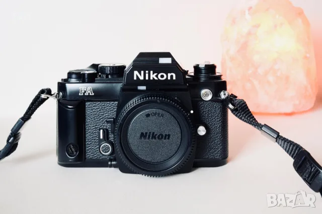 Nikon FA лентова/филмова камера + MotorDrive MD-15