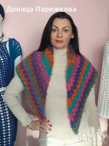Ръчно плетен триъгълен шал модел „Белисимо“, снимка 8 - Шалове - 52749580