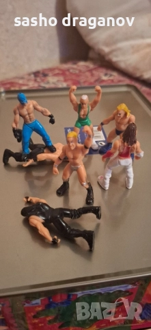 фигурки на кечисти