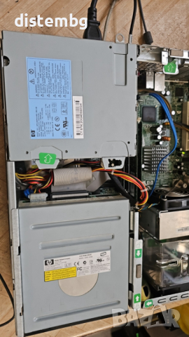 Компютър HP Compaq D5100, снимка 2 - Работни компютри - 44671359