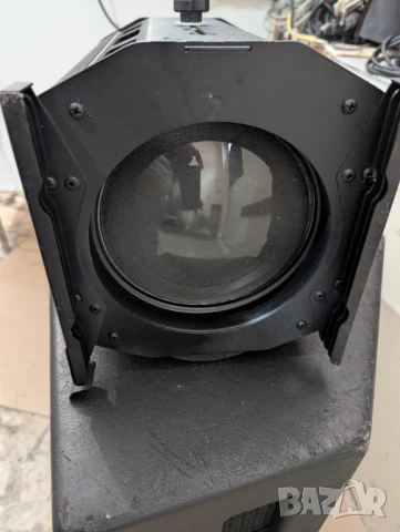 Театрални прожектори LDR Aria PC 1000 Plus черен, снимка 8 - Други - 50458550