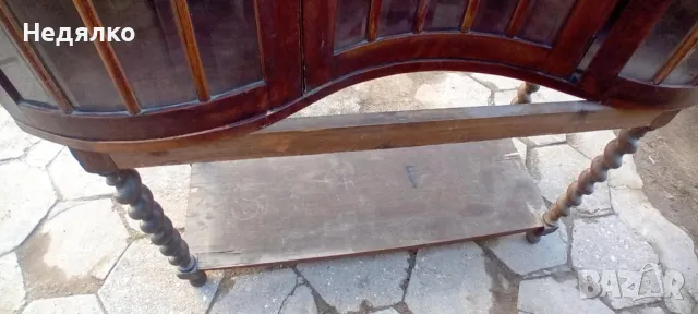 Старинна австрийска махагонова витрина,скрин,кристал, снимка 10 - Антикварни и старинни предмети - 48601548