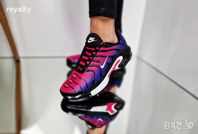 Nike дамски маратонки , снимка 3 - Маратонки - 49211379