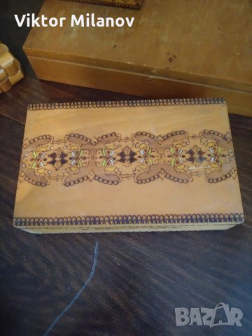 Ретро дървена кутия