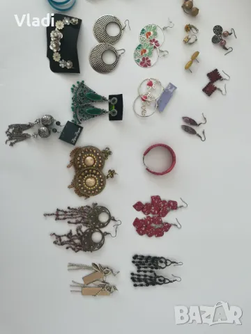 Обеци, снимка 2 - Обеци - 48274213