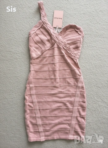 Дамска рокля 