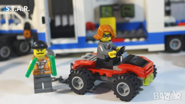 Лего Полицейски Команден Център 60139 Lego Police Command Center, снимка 3 - Конструктори - 52417720