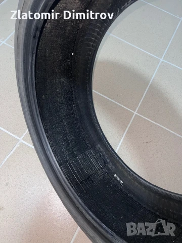 Лятна гума 235/40/19, снимка 2 - Гуми и джанти - 50809971