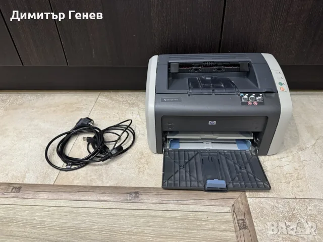 Продавам лазерен принтер HP LaserJet 1015