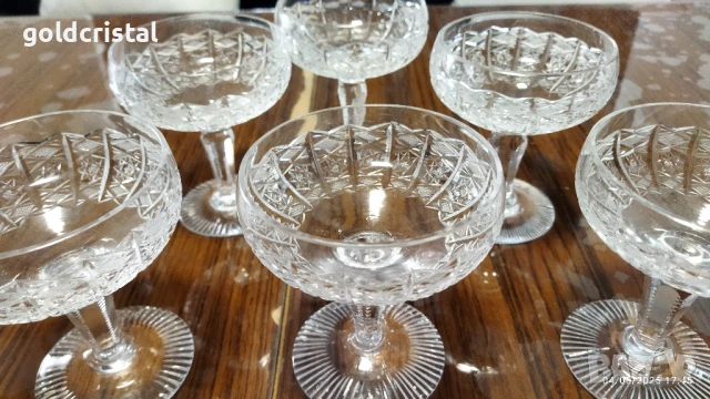 кристални чаши Бохемия , снимка 5 - Антикварни и старинни предмети - 23833012