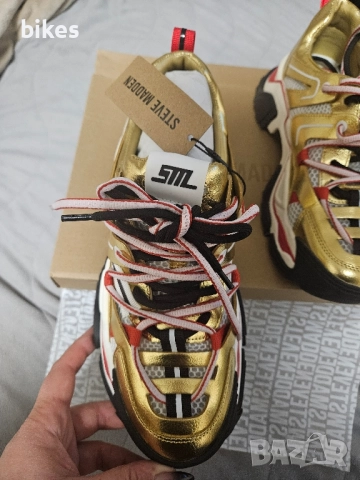 Чисто нови маратонки Steve Madden , снимка 5 - Маратонки - 52167535