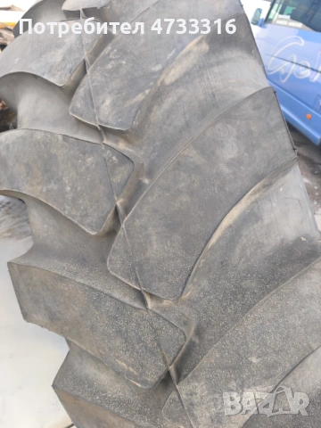 Гуми, снимка 2 - Индустриална техника - 53418710