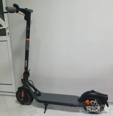 NINEBOT SEGWAY F40 D,2023г.,на 126 км.като нова, снимка 1