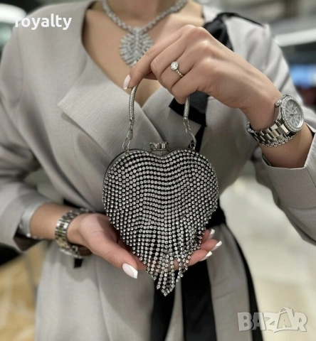 Дамска чанта - черна със сребристи камъчета, снимка 3 - Чанти - 53281812