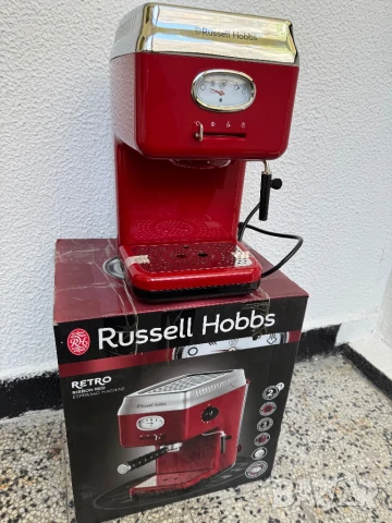 Еспресо Кафемашина Russell Hobbs Retro Ribbon Red 28250-56, 1350W, 15bar!