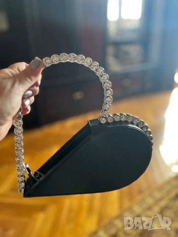 Дизайнерска чантичка сърце, снимка 2 - Чанти - 52113223