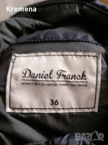 Дамско олекотено яке S, снимка 3 - Якета - 36361306