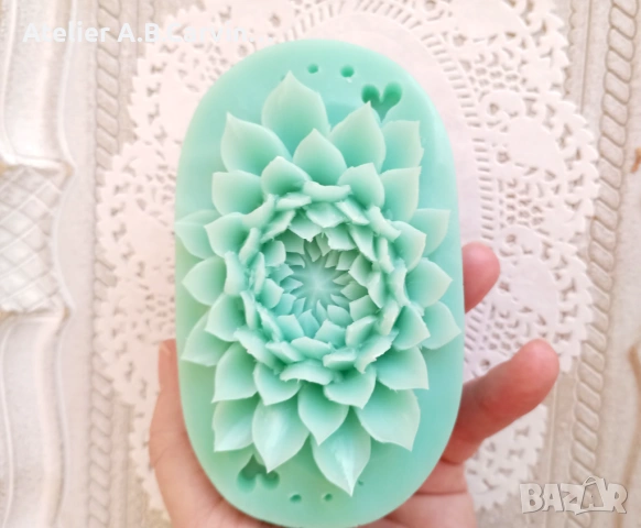 Декоративен карвинг сапун ‘Лотос’, форма тип плочка. 100% ръчна изработка с нож, снимка 3 - Декорация за дома - 53627069