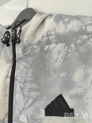 Чисто нов оригинален екип Adidas Originals Tie-Dye (Размер M) – С етикети, снимка 3 - Спортни дрехи, екипи - 56182951