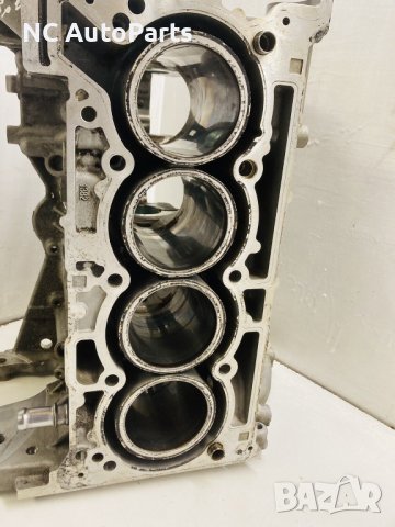 Цилиндров блок за Mercedes Мерцедес А B клас W177 W247 1.3 бензин M282.914 R2820112000 2020, снимка 2 - Части - 42655455