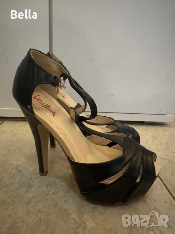 Обувки на ток, снимка 4 - Дамски обувки на ток - 52063455