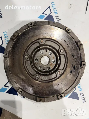 dm5g6477dc демпферен маховик от Ford Focus 1.0T EcoBoost, двигател M1DD, 6 ск., 125 кс., 2019 г