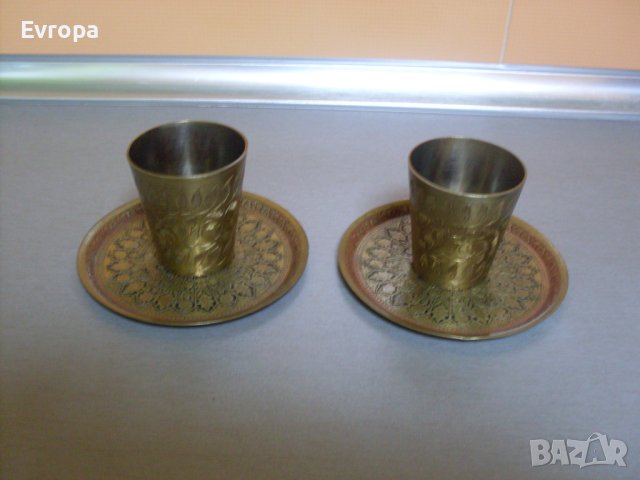 Бронзови чашки и подложки., снимка 1 - Декорация за дома - 36678794