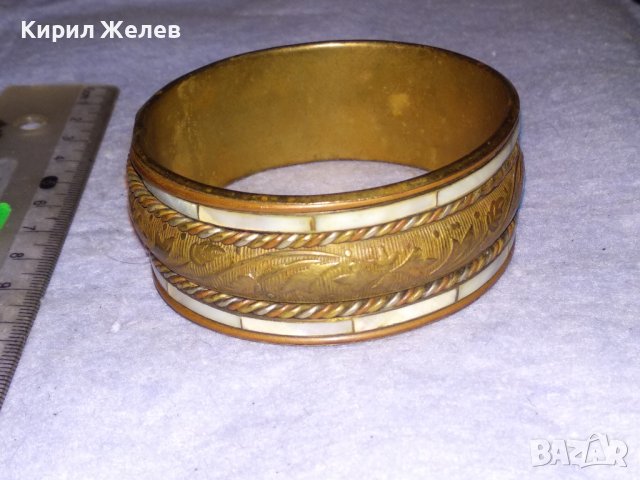 ПРЕВЪЗХОДНА СТАРА БРОНЗОВА ФЛОРАЛНО ОРНАМЕНТИРАНА СЕДЕФЕНА КЛАСИЧЕСКА РЕТРО ГРИВНА 70581, снимка 15 - Антикварни и старинни предмети - 41281362