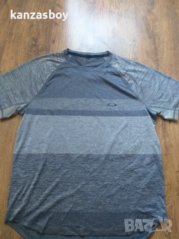 oakley - страхотна мъжка тениска M, снимка 5 - Тениски - 47669320