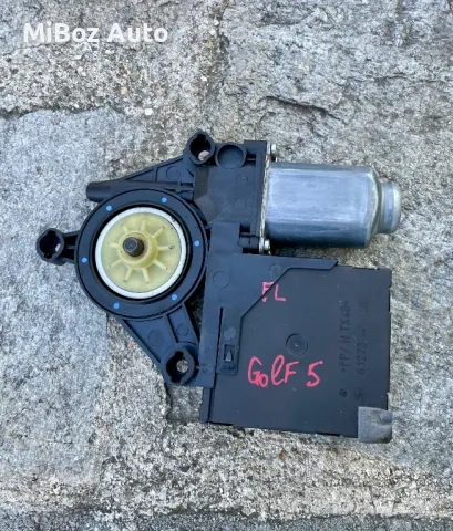 Моторче стъклоповдигач Фолксваген Голф 5 VW Golf, снимка 4 - Части - 50158252