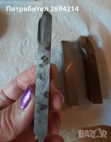 Продавам ел. двигател ,ножове за струг, снимка 4 - Стругове - 41490977