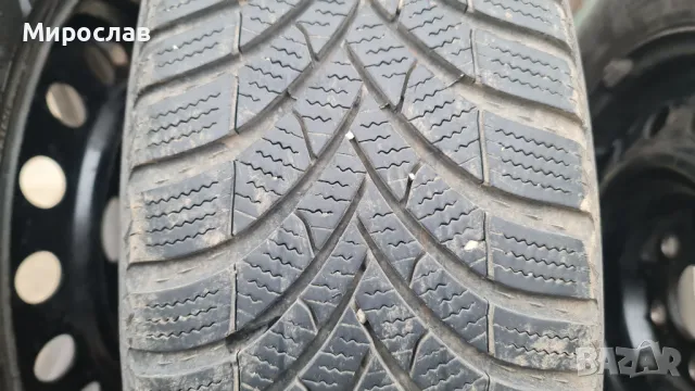 Зимни гуми и джанти 205/60/16 Toyota, снимка 4 - Гуми и джанти - 49333664